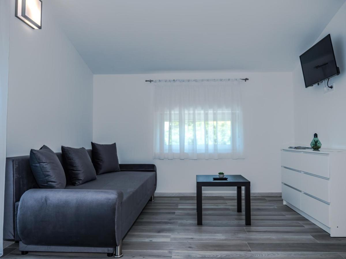 Feda Apartmanhaz Balatonboglar Ngoại thất bức ảnh